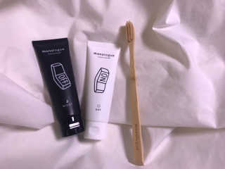 [모놀로그] 안심치약 + 대나무칫솔  세트 — 5점을 준 리뷰어가 2019년 3월 올린 사용 사진