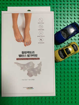 힐링팩토리 밸런스 발가락링 발가락교정기 A1 — 5점을 준 리뷰어가 2019년 12월 올린 사용 사진