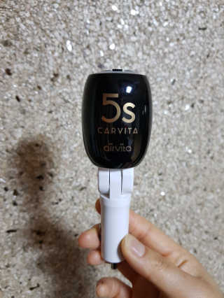 에어비타 차량용공기청정기 카비타5S — 5점을 준 리뷰어가 2019년 1월 올린 사용 사진