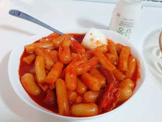 미쓰리떡볶이 just 10 min 패키지 — 5점을 준 리뷰어가 2018년 5월 올린 사용 사진