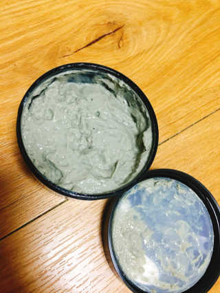 이레프 어글리덕 마인스위퍼 포어 클린 마스크 — 5점을 준 리뷰어가 2018년 8월 올린 사용 사진