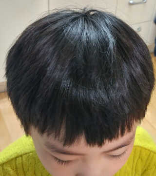 다슈코리아 다슈 클래식 타이거 레이지 수성 포마드 — 4점을 준 리뷰어가 2019년 3월 올린 사용 사진