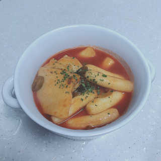 두번째 국떡 국가대표 떡볶이 1팩 + 영미칩 2봉 증정 — 5점을 준 리뷰어가 2019년 2월 올린 사용 사진