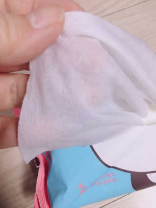 달곰이 물티슈 — 4점을 준 리뷰어가 2019년 3월 올린 사용 사진