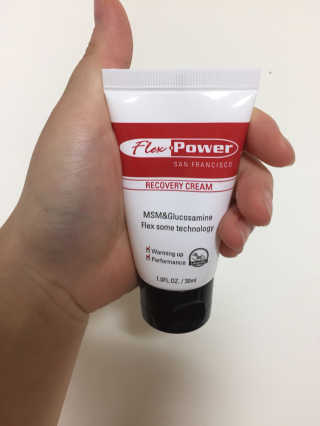 플렉스파워에이더블유에스 리커버리크림 30ml — 4.33점을 준 리뷰어가 2017년 9월 올린 사용 사진