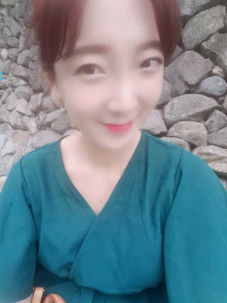 지고트 로맨틱 키스 립스틱 — 2점을 준 리뷰어가 2019년 7월 올린 사용 사진