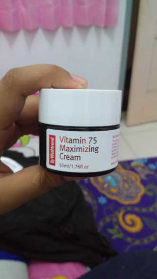 바이 위시트랜드 VITAMIN 75 CREAM — 5점을 준 리뷰어가 2017년 4월 올린 사용 사진