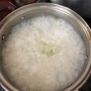 [풀무원] 사골곰탕국밥 황태해장국밥 — 5점을 준 리뷰어가 2018년 6월 올린 사용 사진