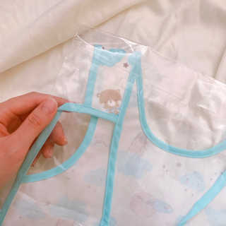[베이비앤아이] 클린 이유식 방수 턱받이 — 5점을 준 리뷰어가 2019년 7월 올린 사용 사진