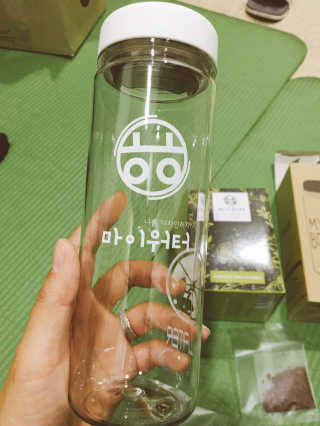 ㅎㅎ마이워터 과일워터팩+전용보틀_레몬파인애플 — 5점을 준 리뷰어가 2017년 11월 올린 사용 사진