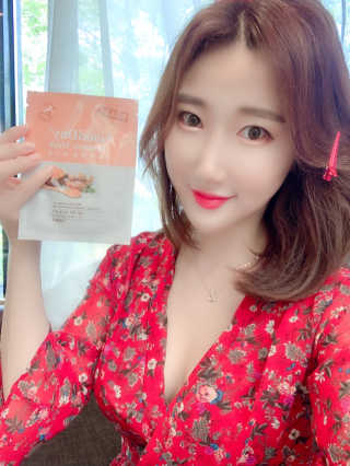 GoodDay Skincare GoodDay 강황 마스크 — 4점을 준 리뷰어가 2019년 6월 올린 사용 사진