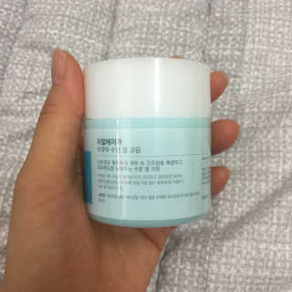 리얼베리어 아쿠아 수딩 젤 크림 대용량 기획세트 — 5점을 준 리뷰어가 2018년 6월 올린 사용 사진