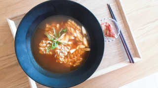 라면 그대로가 제일 맛있는 더엄마라면 — 4점을 준 리뷰어가 2019년 9월 올린 사용 사진