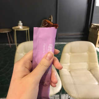 네츄럴굿띵스 태반 콜라겐 젤리 15포 — 4점을 준 리뷰어가 2018년 12월 올린 사용 사진