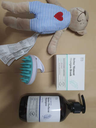 달리프 베러 퍼퓸 샴푸 1000ml 레이니데이 or 일랑로즈 — 4점을 준 리뷰어가 2020년 1월 올린 사용 사진