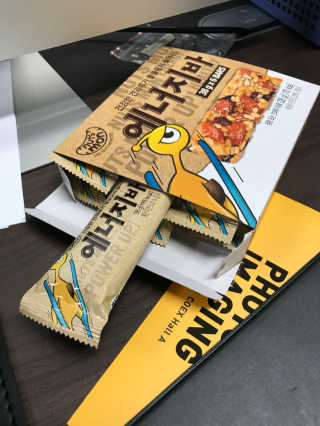 견과가 똘똘 뭉쳐들어간 넛츠몬 에너지바 1BOX 6개입 — 5점을 준 리뷰어가 2018년 1월 올린 사용 사진