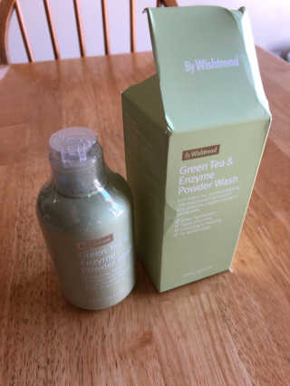 바이 위시트랜드 Green Tea Powder Wash — 4.67점을 준 리뷰어가 2018년 1월 올린 사용 사진