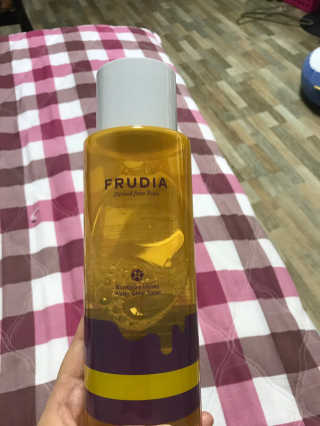 [후르디아] 대용량 약산성 블루베리 허니 꿀광토너 — 4점을 준 리뷰어가 2019년 8월 올린 사용 사진