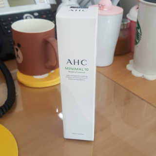 AHC 에이 에이치 씨 미니멀 10 워터리 에센스 — 5점을 준 리뷰어가 2018년 12월 올린 사용 사진
