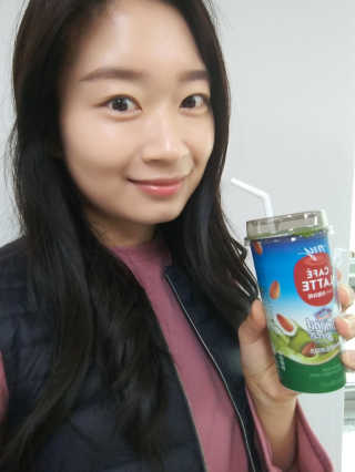 마이카페라떼 말차 아몬드브리즈 7개입 — 4점을 준 리뷰어가 2019년 11월 올린 사용 사진