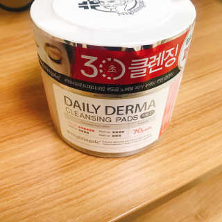 나이팅게일 데일리 더마 클렌징패드 마일드 — 5점을 준 리뷰어가 2018년 12월 올린 사용 사진