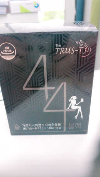 TRUS-T 트러스티44 TRUS-T 트러스티 44 다이어트 티백 — 3.5점을 준 리뷰어가 2019년 4월 올린 사용 사진