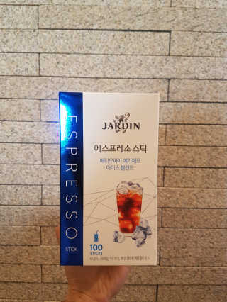 (주)쟈뎅 [쟈뎅] 에스프레소스틱 아이스블렌드 — 5점을 준 리뷰어가 2019년 5월 올린 사용 사진