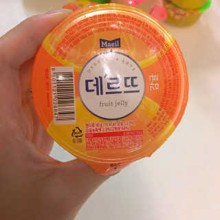 데르뜨 떠먹는 과일 3종, 짜먹는 과일 2종 총 10개 체험 — 5점을 준 리뷰어가 2020년 3월 올린 사용 사진