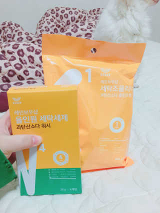 레인보우샵 올인원 세탁세제 스틱포 6개입 + 세탁조클리너 — 3.83점을 준 리뷰어가 2018년 3월 올린 사용 사진