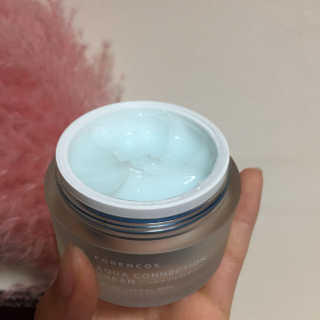 포렌코즈 아쿠아 커넥션 크림 — 3.67점을 준 리뷰어가 2017년 8월 올린 사용 사진