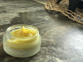 GoodDay Skincare GoodDay 강황 크림 — 5점을 준 리뷰어가 2019년 5월 올린 사용 사진