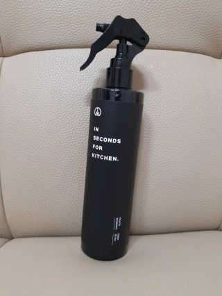 PEACE MOMENT 피스모먼트 인세컨즈포키친 320mL 천연살균소독제 — 5점을 준 리뷰어가 2019년 2월 올린 사용 사진