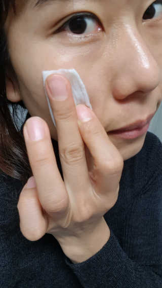 입큰뉴욕 비얼라우 제주 곰솔잎 맑은 에센스 — 4.5점을 준 리뷰어가 2020년 1월 올린 사용 사진