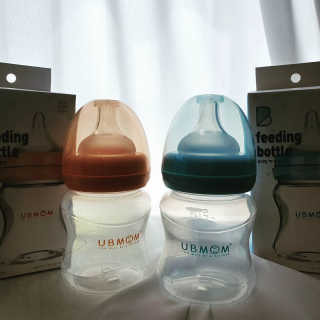 유비맘 신생아젖병 120ml 트리플팩_ 젖꼭지 포함 — 5점을 준 리뷰어가 2020년 4월 올린 사용 사진