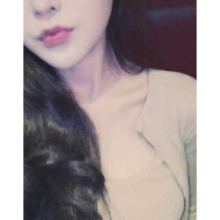 터치인솔 메탈리스트 리퀴드 포일 립스틱 5종 — 5점을 준 리뷰어가 2018년 3월 올린 사용 사진