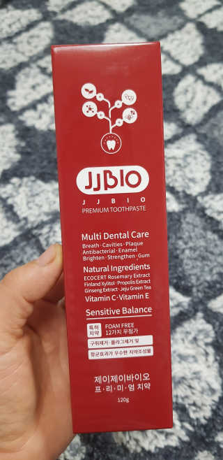 JJBIO_NEW 제이제이바이오 프리미엄 치약 — 5점을 준 리뷰어가 2018년 11월 올린 사용 사진
