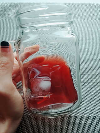 프롬바이오 오직 석류만 [그대로100 석류즙] 하루 1포로 건강하게 — 5점을 준 리뷰어가 2019년 10월 올린 사용 사진