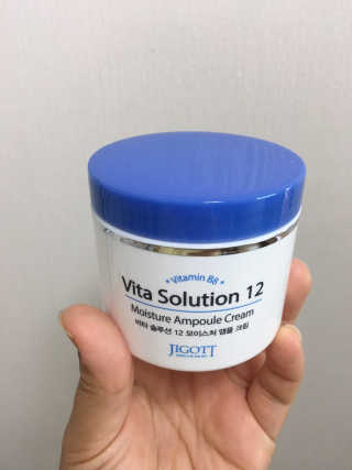 지고트 비타솔루션12 모이스처 앰플 크림 100ml — 4점을 준 리뷰어가 2019년 6월 올린 사용 사진