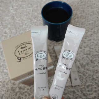 [하우투잇] 뤼에르 쿠르브 블랙 10ml x 30포 총 300ml — 4점을 준 리뷰어가 2020년 3월 올린 사용 사진
