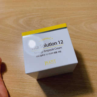 지고트 비타솔루션12 시너지 앰플 크림 100ml — 5점을 준 리뷰어가 2019년 7월 올린 사용 사진