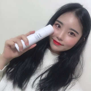 AHC 에이 에이치 씨 미니멀 10 워터리 에센스 — 5점을 준 리뷰어가 2018년 12월 올린 사용 사진