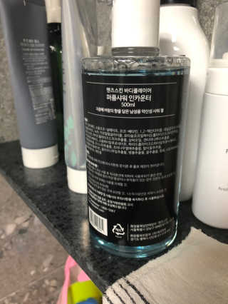 맨즈스킨 바디플레이어 약산성 퍼퓸 바디워시 — 1점을 준 리뷰어가 2019년 8월 올린 사용 사진