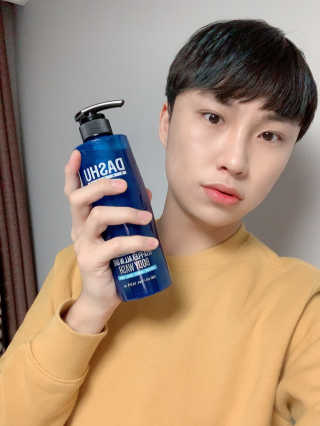 다슈코리아 다슈 데일리 비타플렉스 올인원 바디워시 — 5점을 준 리뷰어가 2020년 2월 올린 사용 사진