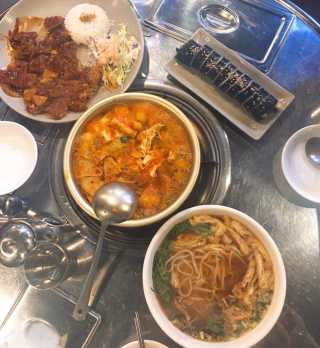 [서민국수] 2만원 내 취향대로 메뉴 즐기기 — 3.5점을 준 리뷰어가 2019년 2월 올린 사용 사진
