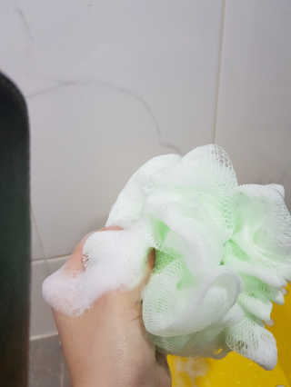 (주)에네스티 내추럴 촉촉  오트밀 바디워시 500ml — 4점을 준 리뷰어가 2020년 3월 올린 사용 사진