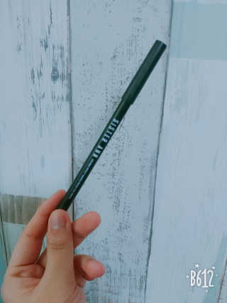 씨스터앤 더블이펙트 워터푸르프 아이펜슬 6종 택1 — 4.67점을 준 리뷰어가 2018년 4월 올린 사용 사진