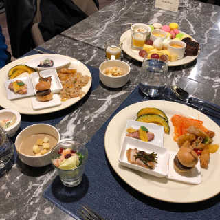 뷔페G [뷔페 G 글래드호텔 강남코엑스센터점] 2인 식사권 — 3.83점을 준 리뷰어가 2018년 11월 올린 사용 사진