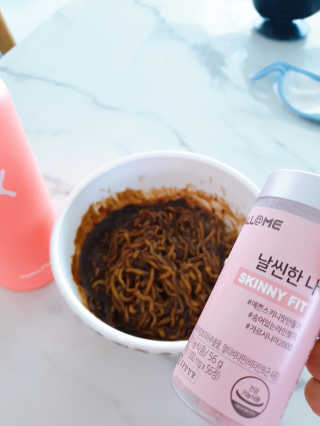 올앳미 날씬한 나 — 3점을 준 리뷰어가 2020년 3월 올린 사용 사진