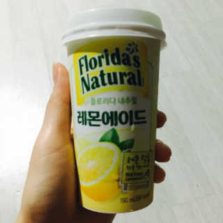 플로리다 내추럴 플로리다내추럴 레몬에이드  2종 — 5점을 준 리뷰어가 2018년 7월 올린 사용 사진