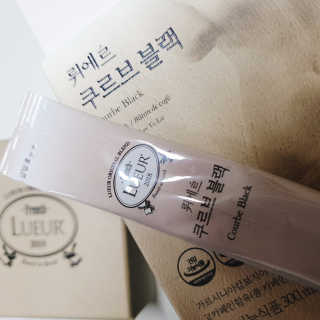 [하우투잇] 뤼에르 쿠르브 블랙 10ml x 30포 총 300ml — 5점을 준 리뷰어가 2020년 3월 올린 사용 사진